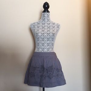 American Eagle Low Rise Women’s Grey Skirt (S)